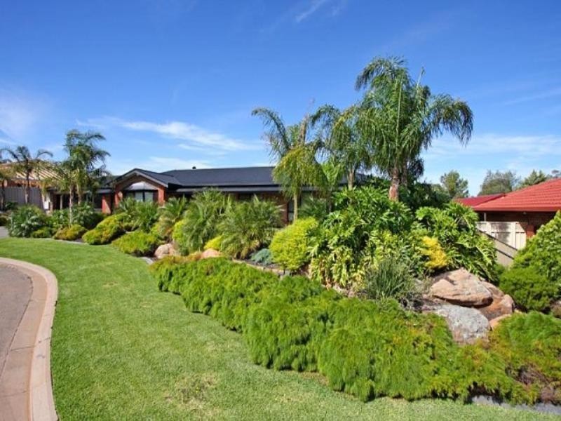 12 Purcell Grove, Evanston Park SA 5116