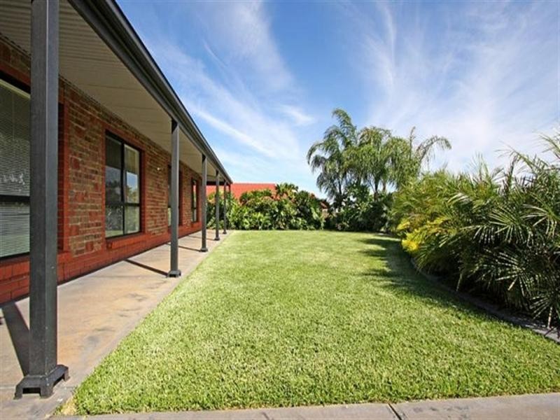 12 Purcell Grove, Evanston Park SA 5116