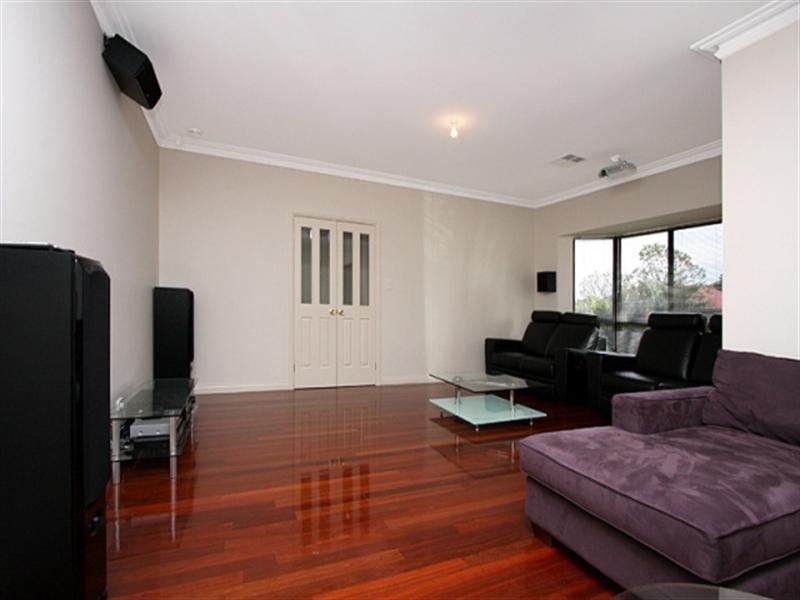 12 Purcell Grove, Evanston Park SA 5116