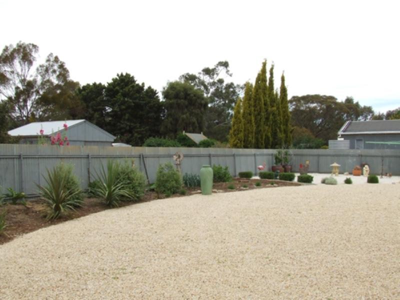 6 Swinden Street, Riverton SA 5412