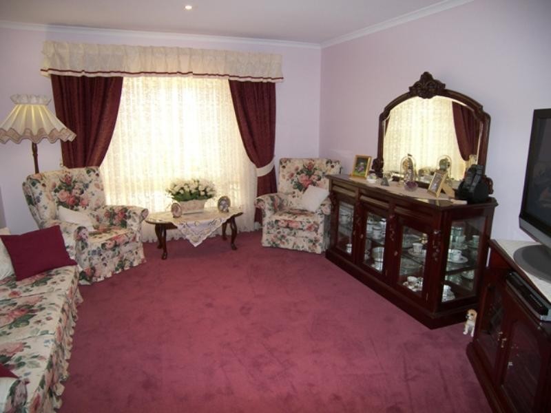 35 Rossiter Drive, Evanston Park SA 5116