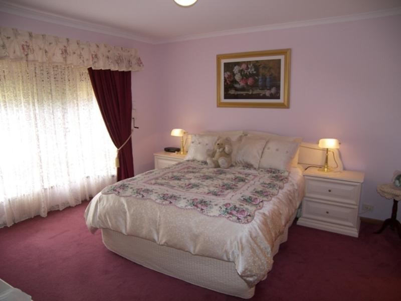 35 Rossiter Drive, Evanston Park SA 5116