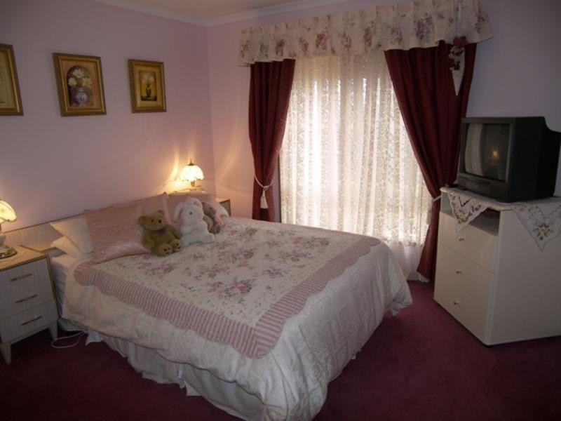 35 Rossiter Drive, Evanston Park SA 5116