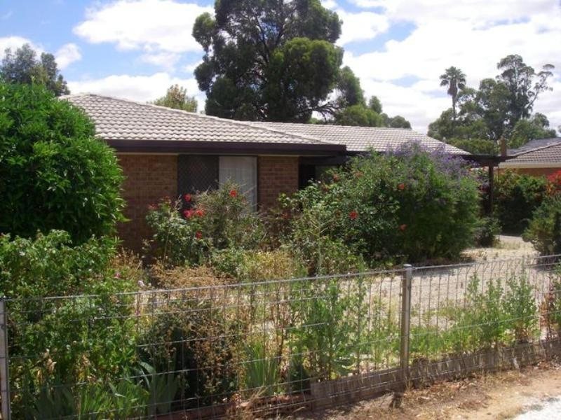2 Elizabeth Street, Gawler West SA 5118