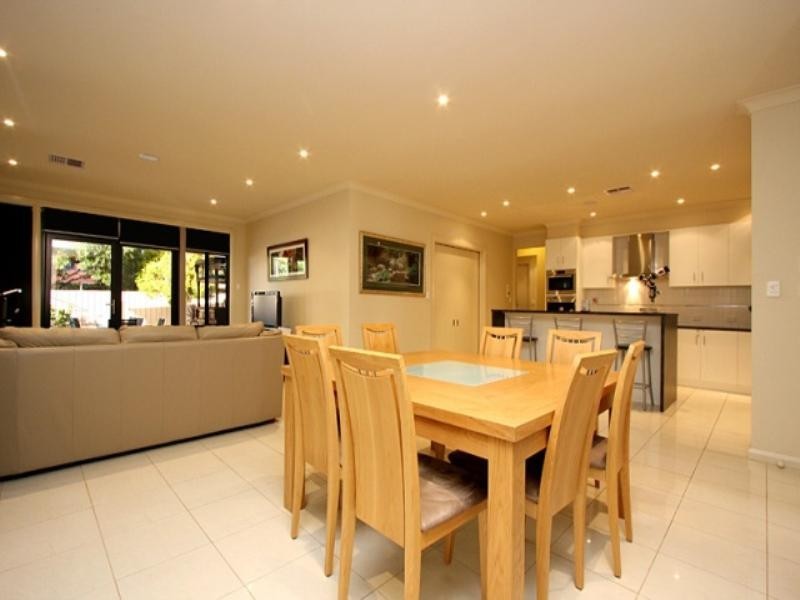 23 Mitchell Drive, Evanston Park SA 5116