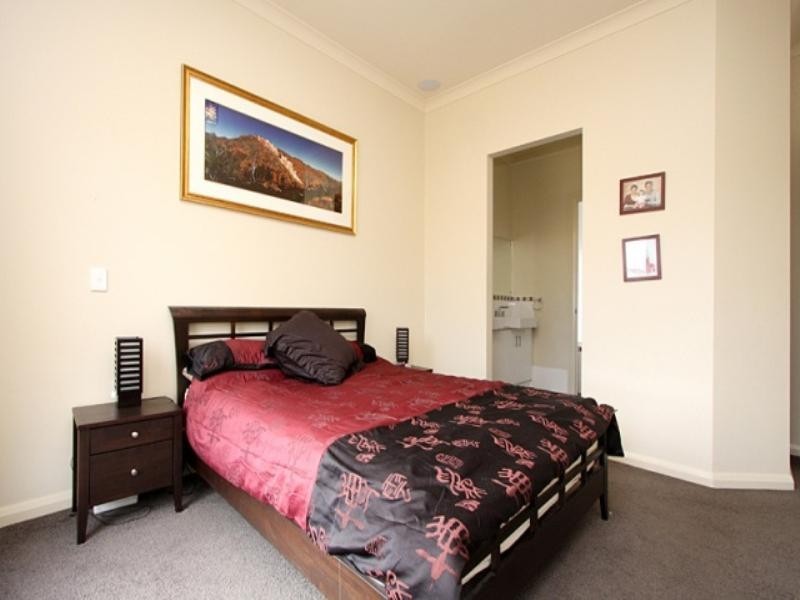 23 Mitchell Drive, Evanston Park SA 5116