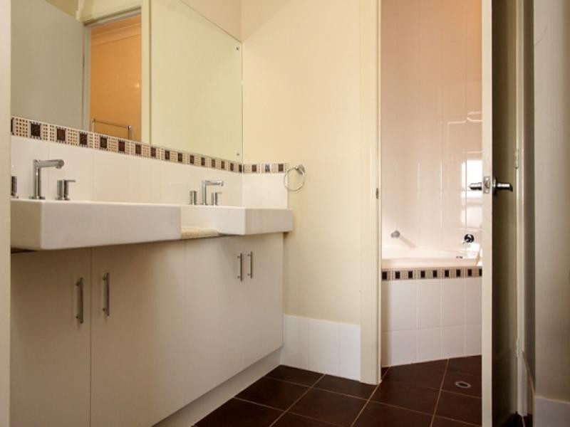 23 Mitchell Drive, Evanston Park SA 5116