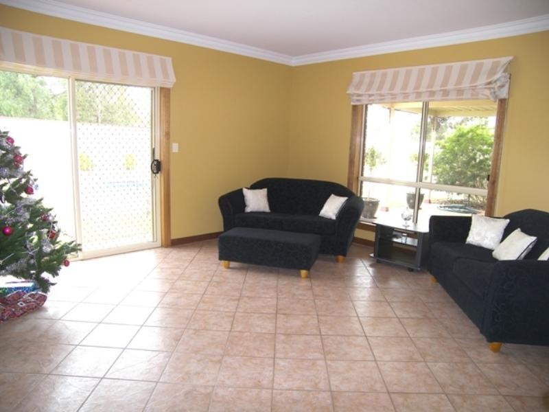 9 Bond Street, Willaston SA 5118