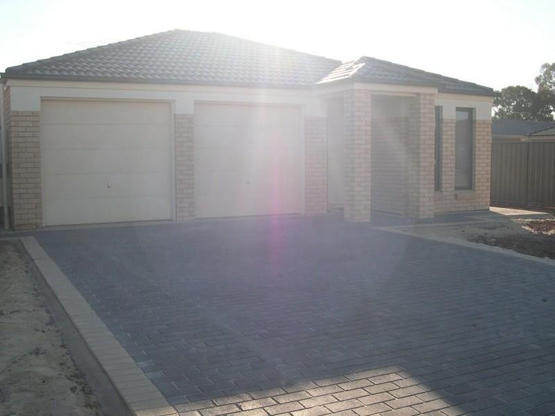 15 Robe Street, Andrews Farm SA 5114