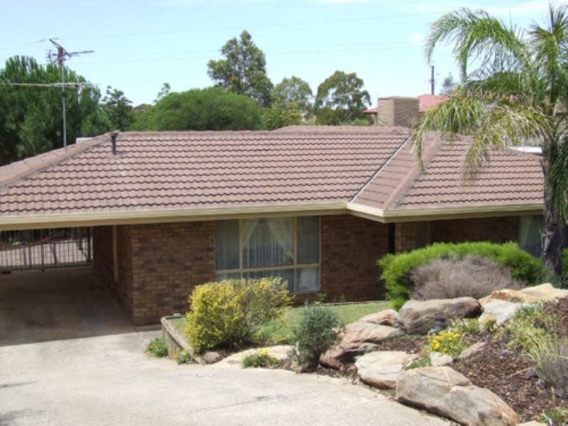 2 Sweeney Court, Gawler East SA 5118