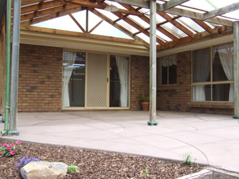 2 Sweeney Court, Gawler East SA 5118