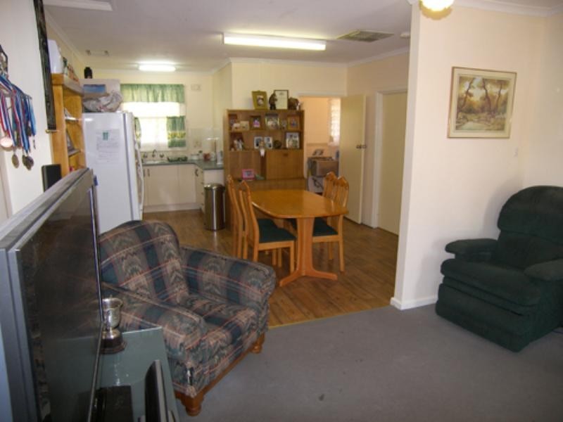 31 Winterbourne Road, Elizabeth Vale SA 5112