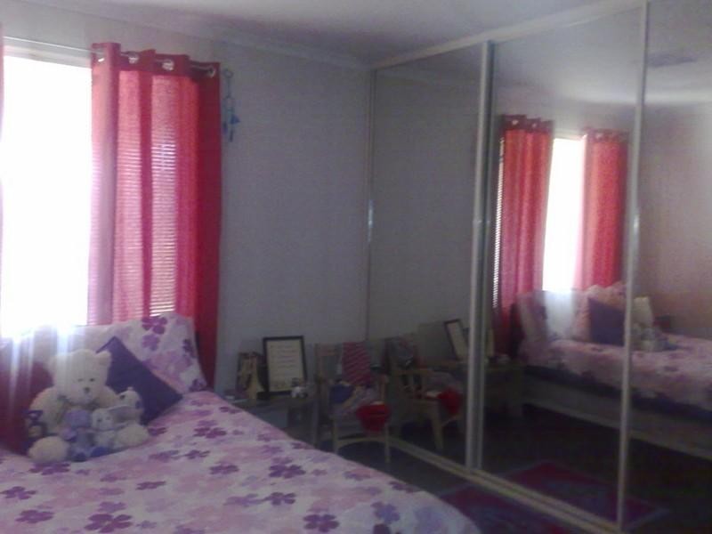 1 Challen Court, Evanston Park SA 5116