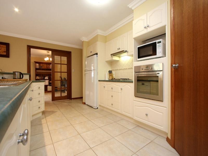 17 Brolga Way, Hewett SA 5118