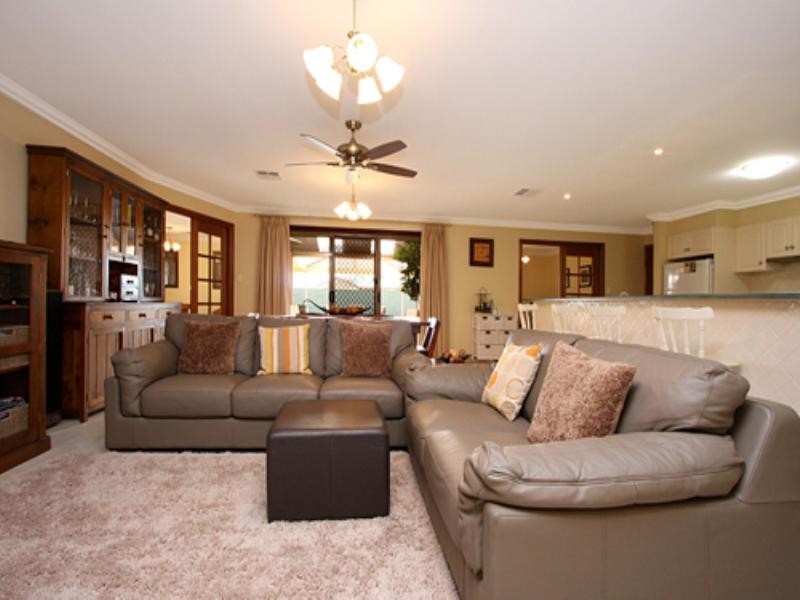 17 Brolga Way, Hewett SA 5118