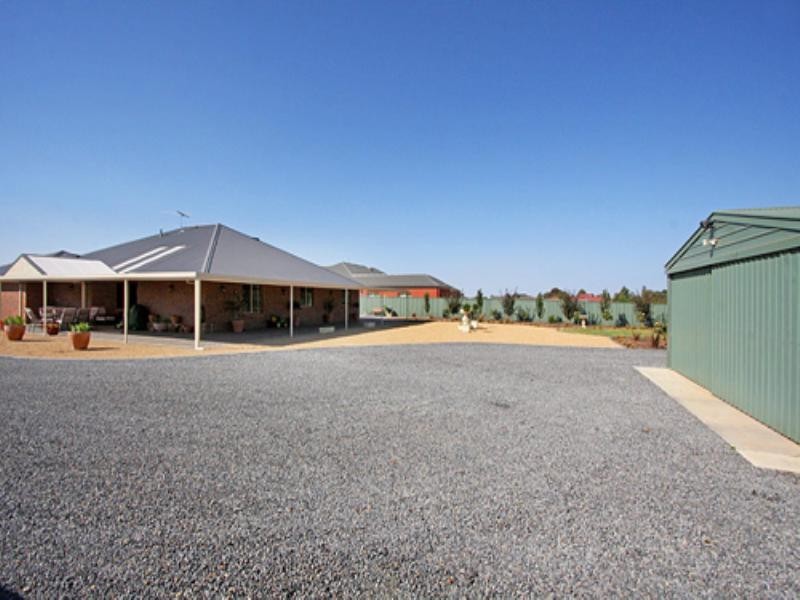 17 Brolga Way, Hewett SA 5118