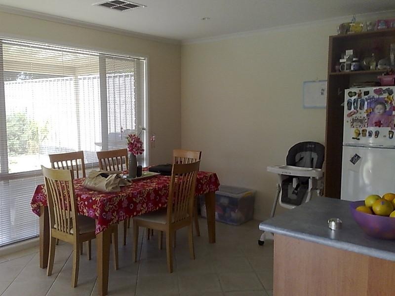 21 Mitchell Drive, Evanston Park SA 5116