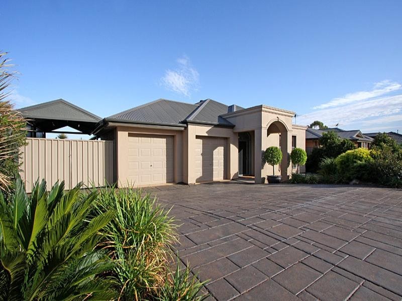 9 Netherby Avenue, Evanston Park SA 5116