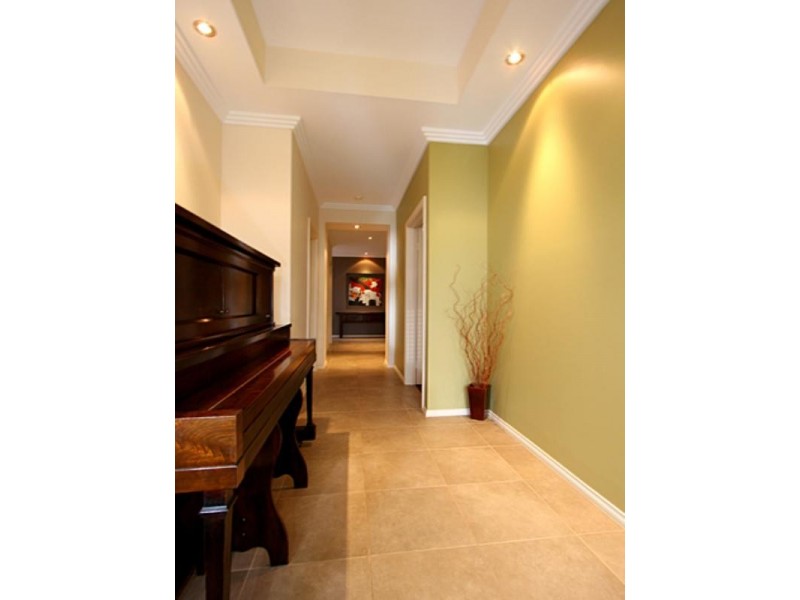 9 Netherby Avenue, Evanston Park SA 5116