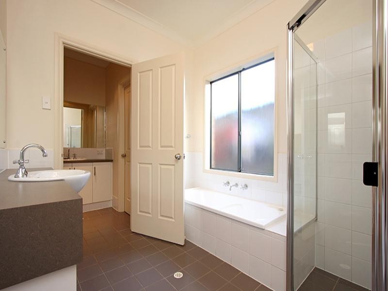 9 Netherby Avenue, Evanston Park SA 5116