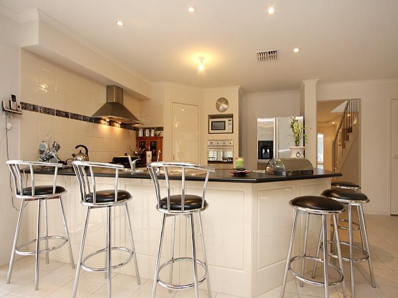 10 Burke Parade, Hewett SA 5118