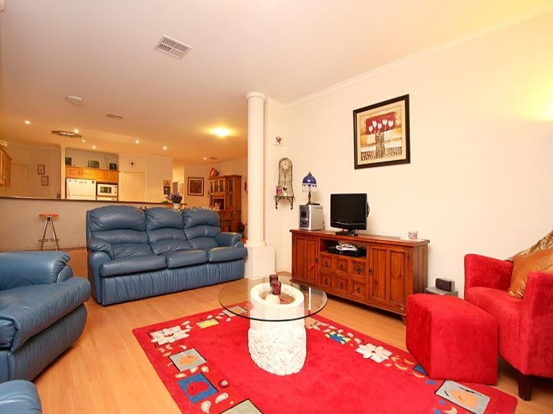 28 Gleeson Grove, Evanston Park SA 5116