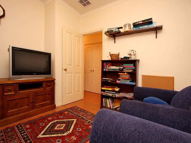 28 Gleeson Grove, Evanston Park SA 5116