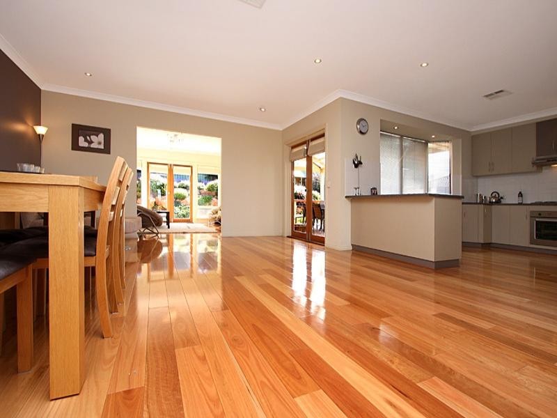 27 Falcon Drive, Hewett SA 5118