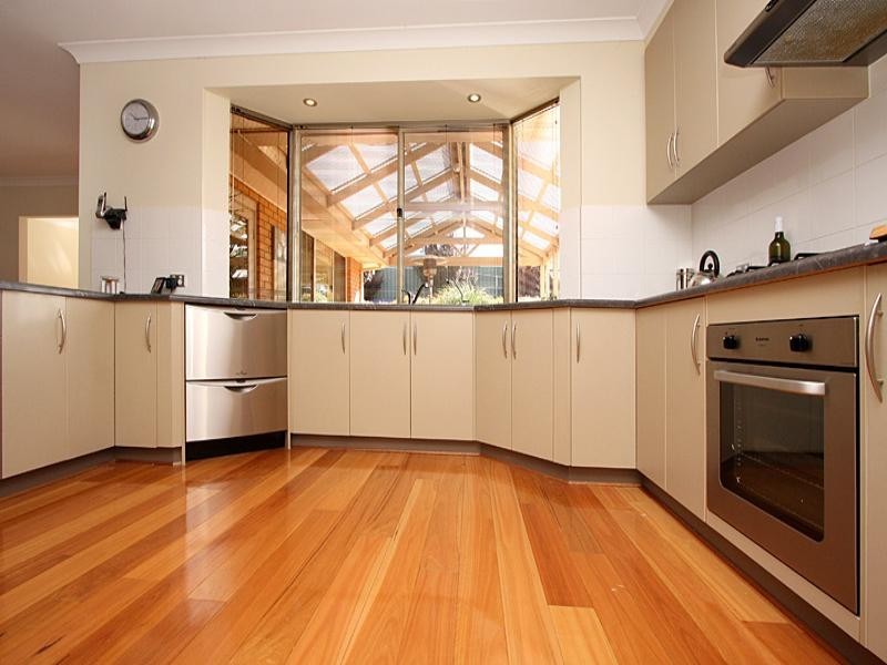 27 Falcon Drive, Hewett SA 5118