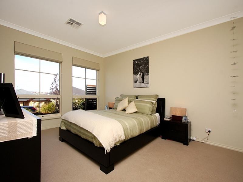 27 Falcon Drive, Hewett SA 5118