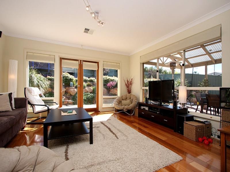 27 Falcon Drive, Hewett SA 5118