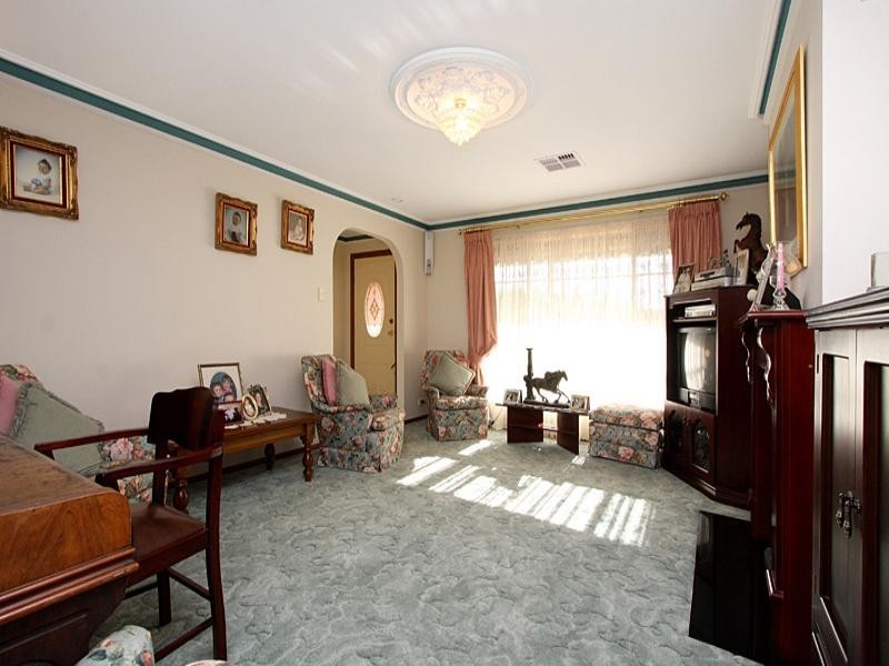 74 Weaver Road, Buchfelde SA 5118