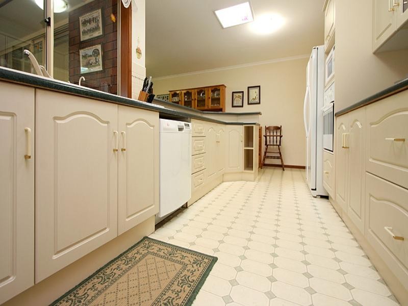 74 Weaver Road, Buchfelde SA 5118