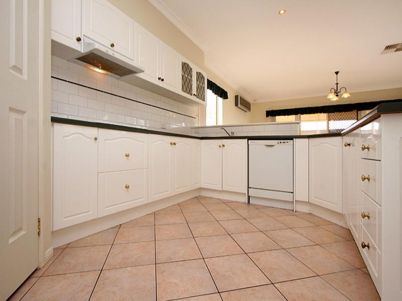 39 Trinity Drive, Evanston Park SA 5116