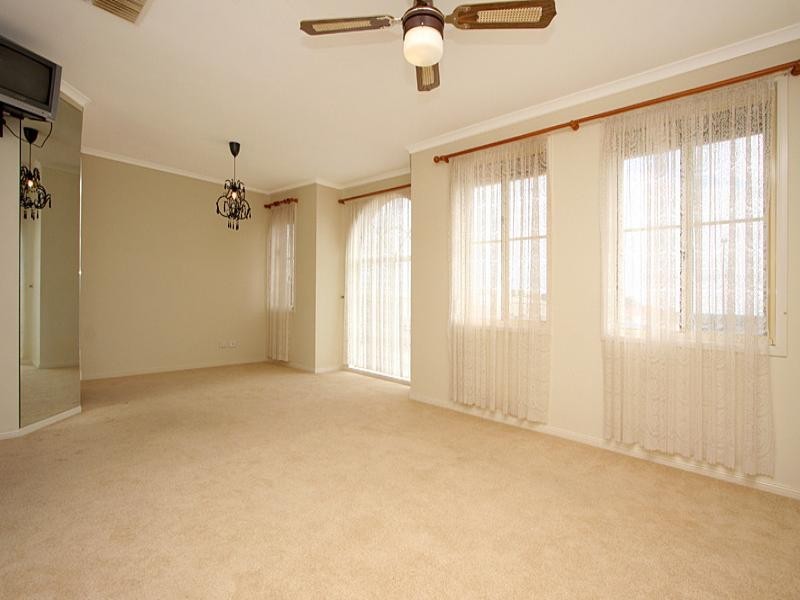 39 Trinity Drive, Evanston Park SA 5116