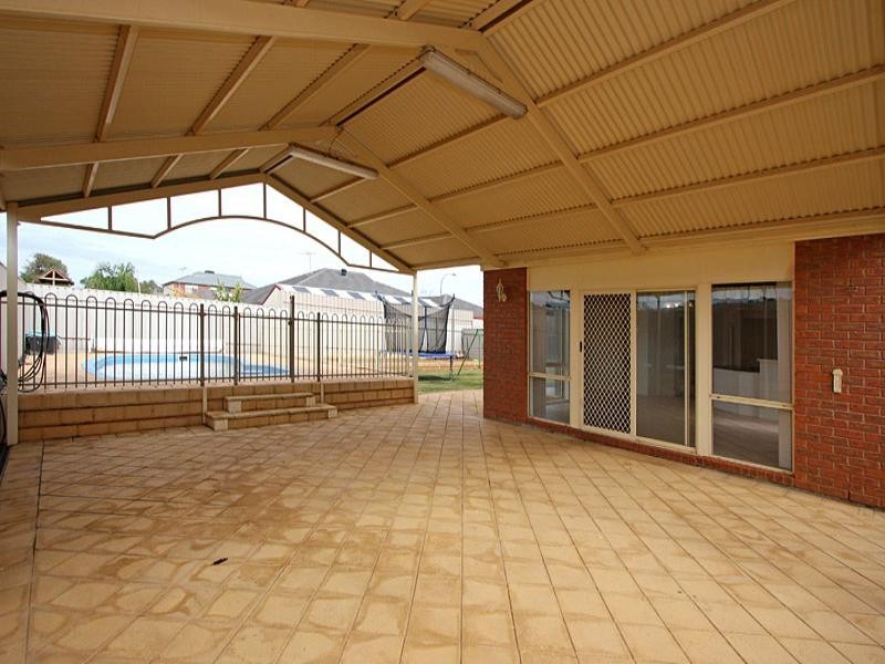 39 Trinity Drive, Evanston Park SA 5116