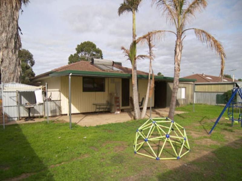1 Gum Crescent, Gawler West SA 5118