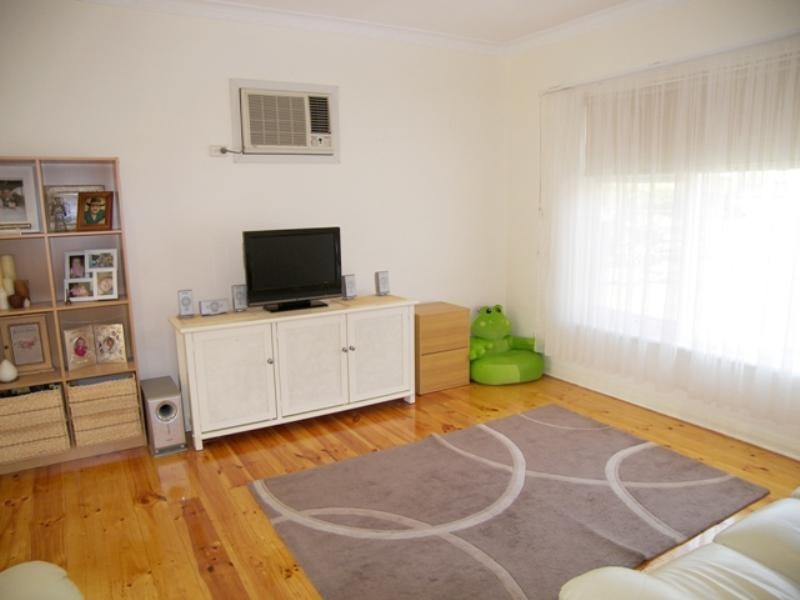 2 Popham Avenue, Gawler East SA 5118