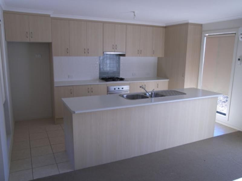 10 Callabonna Avenue, Andrews Farm SA 5114