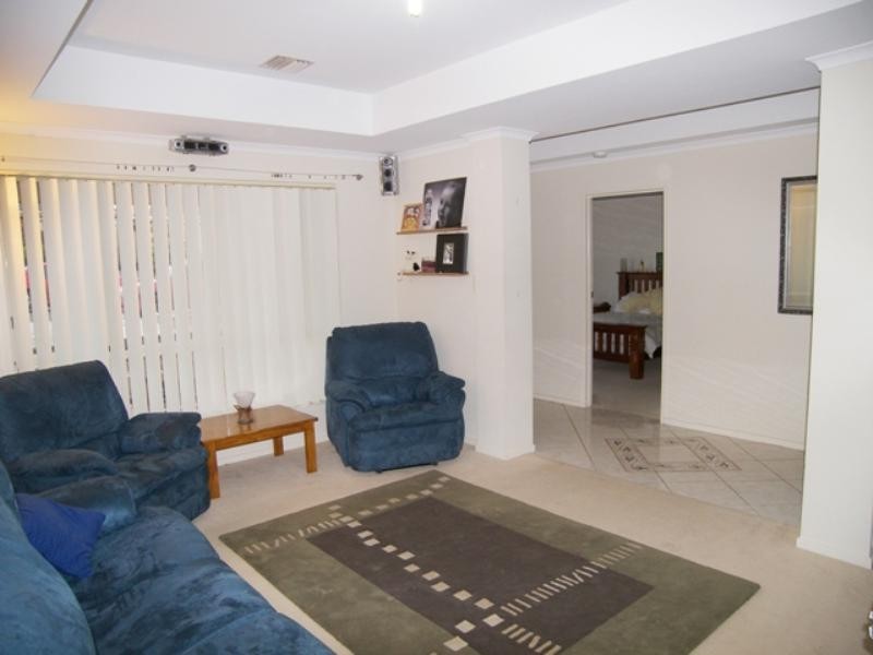 4 Chestnut Grove, Blakeview SA 5114