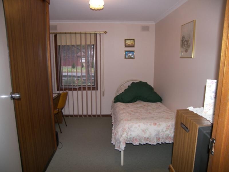 2 Bacton Street, Evanston SA 5116