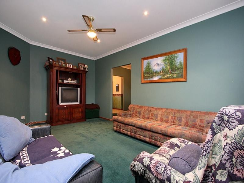 10 Sarah Candace Court, Munno Para West SA 5115