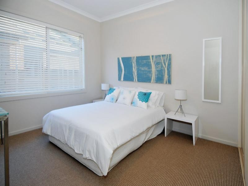 5 Lakeside Drive, Andrews Farm SA 5114