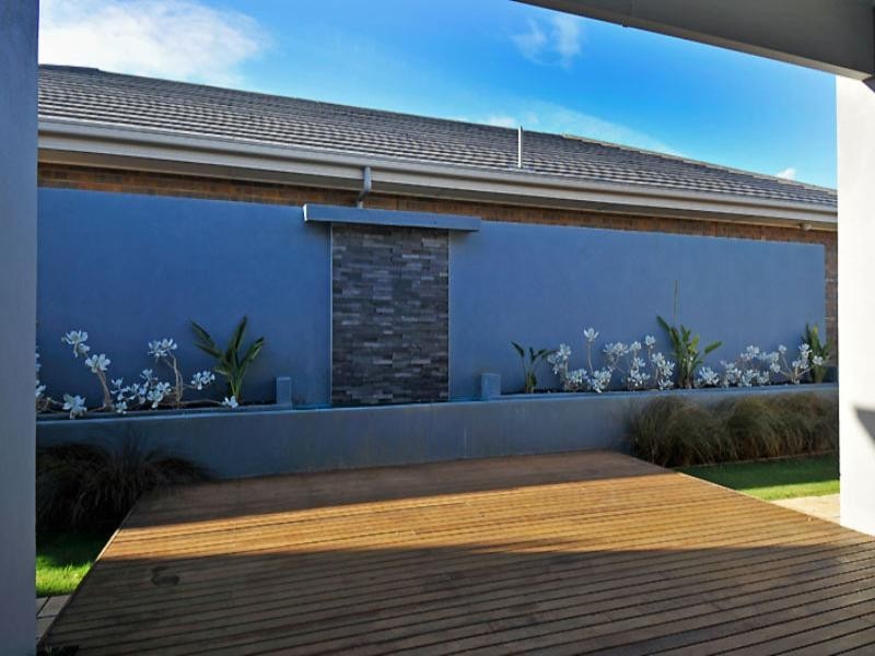 5 Lakeside Drive, Andrews Farm SA 5114