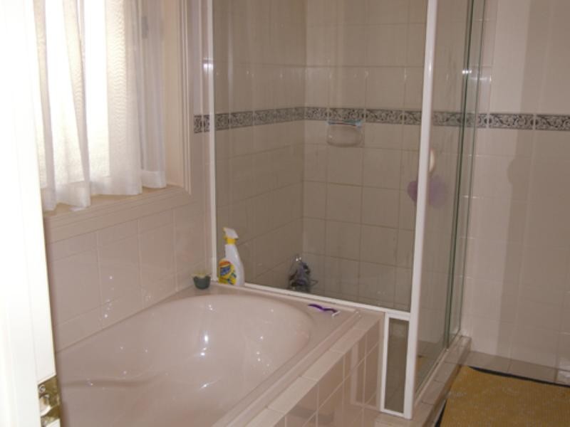 4 Strathaird Boulevard, Smithfield SA 5114