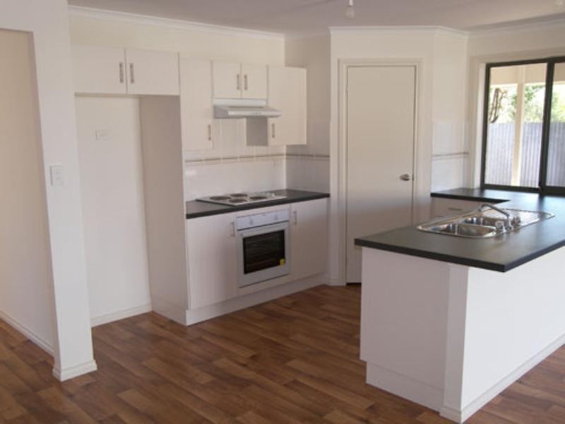 17 Barry Street, Hamley Bridge SA 5401