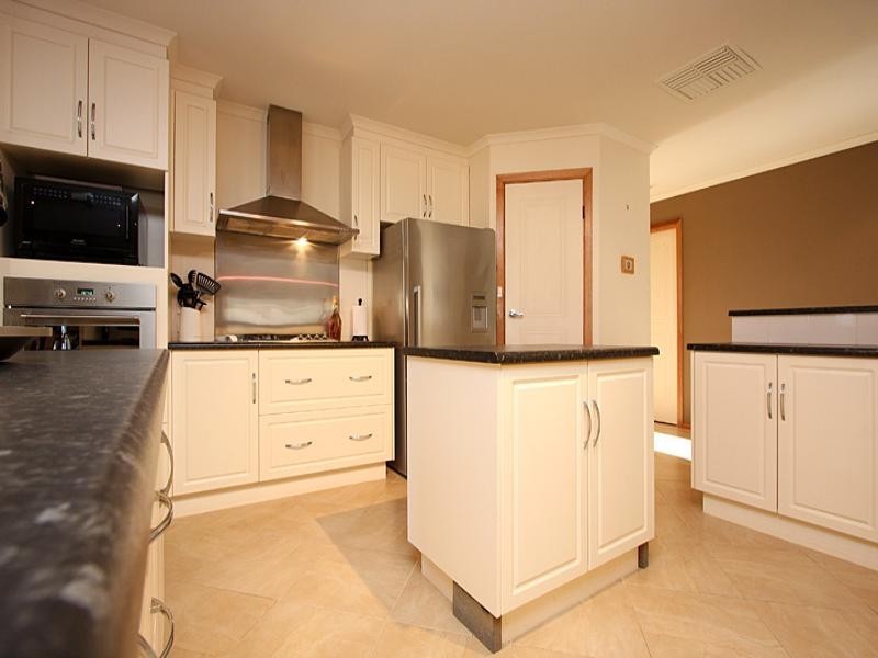 5 Witt Way, Evanston Park SA 5116