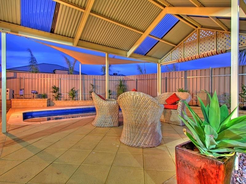 5 Witt Way, Evanston Park SA 5116