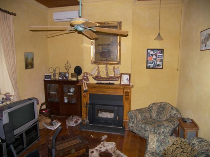 7 Little Eva Street, Williamstown SA 5351