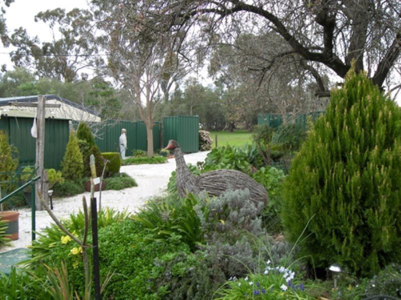 7 Little Eva Street, Williamstown SA 5351